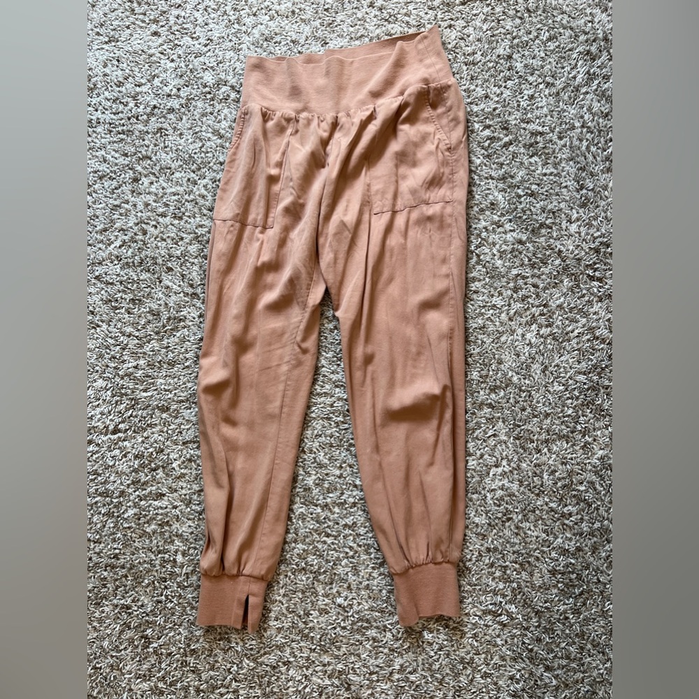 Vici joggers